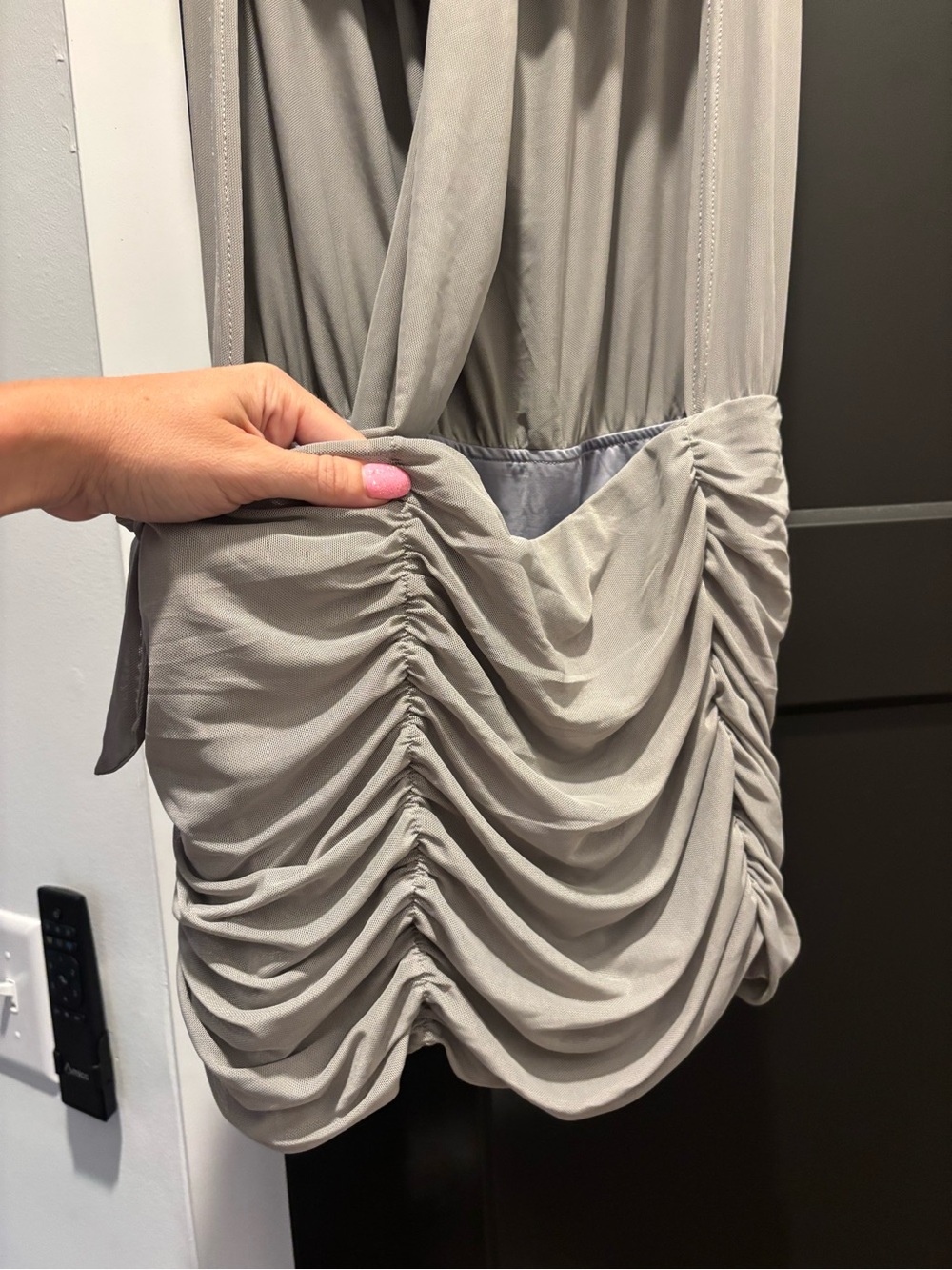 Revolve Jaded London Brunelle Ruched Mini Dress Ostrich Feathers US 8 NWT grey - Picture 11 of 13